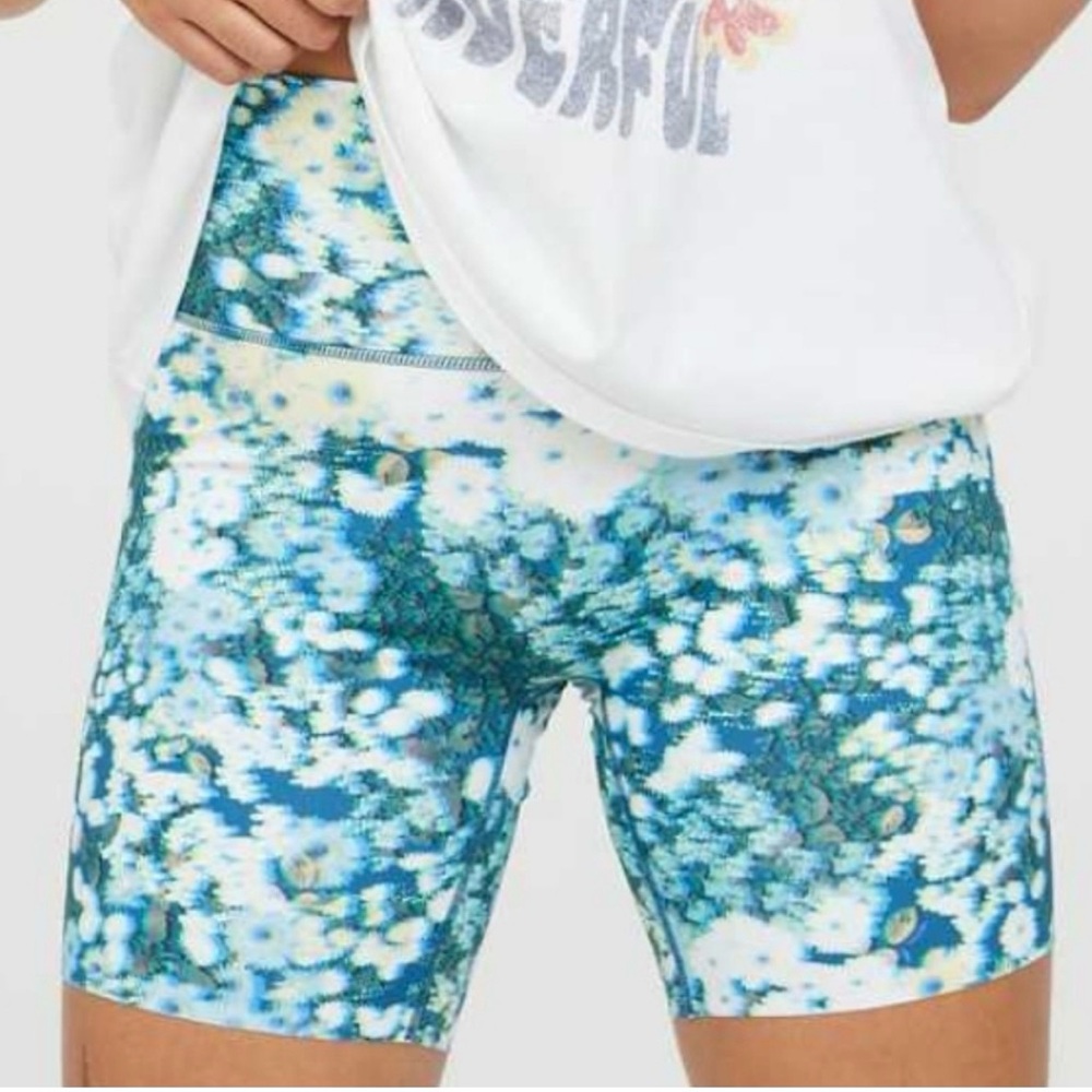Offline by aerie biker short size L